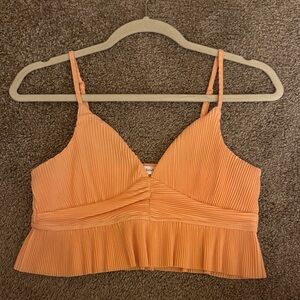 Item Ditto Pleated Crop Top